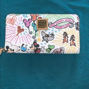 DOONEY & Bourke Disney zip wallet